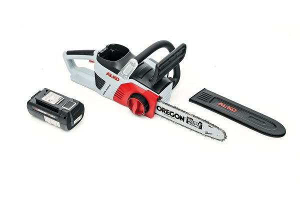 Пила акумуляторна, набір CS 4030