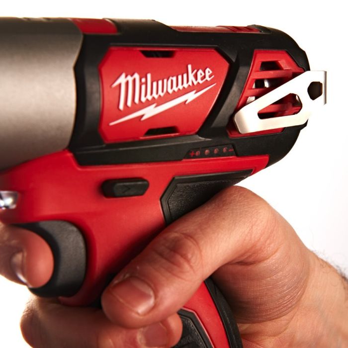Шуруповерт ударный аккумуляторный MILWAUKEE (112Нм) M12 BID-0 (каркас), (замена на 4933499689)