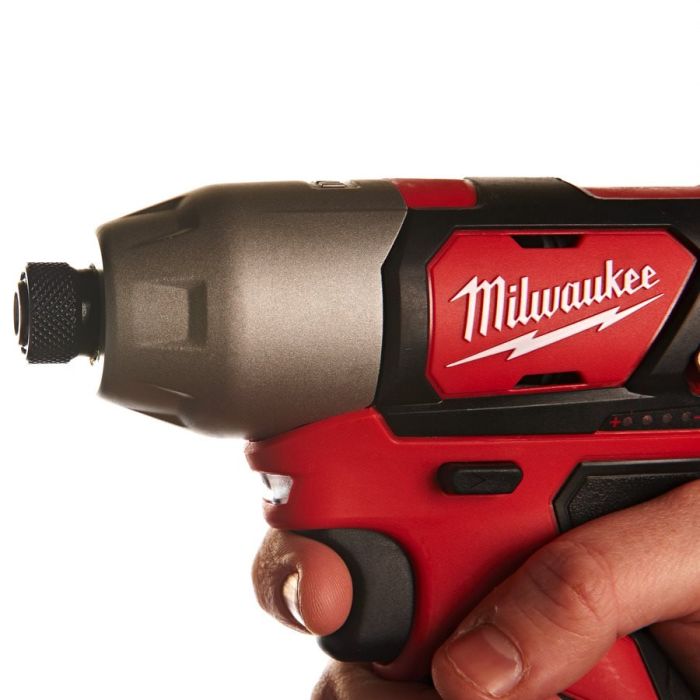 Шуруповерт ударный аккумуляторный MILWAUKEE (112Нм) M12 BID-0 (каркас), (замена на 4933499689)