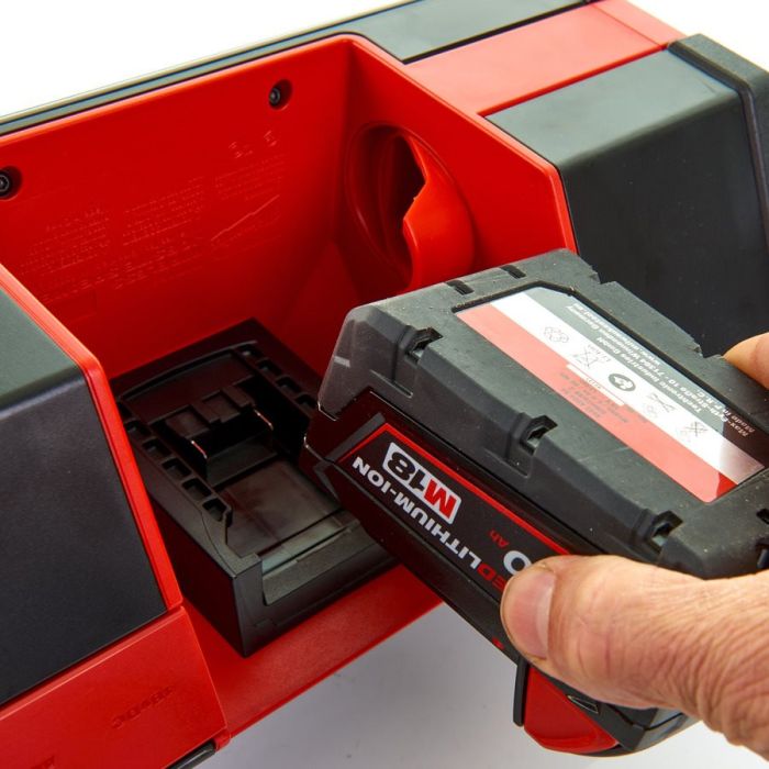 Динамик аккумуляторный MILWAUKEE M12-18 JSSP-0 4933459275