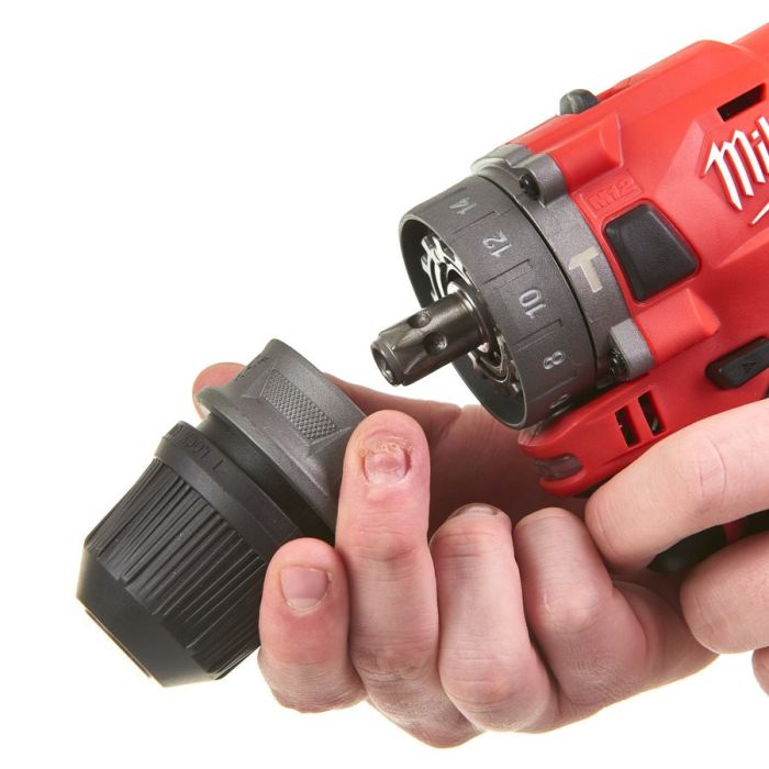 Дрель-шуруповёрт аккумуляторная бесщёточная ударная MILWAUKEE M12 FPDX-202X (37Нм) (ЗУ+2акХ2Ач+кейс)
