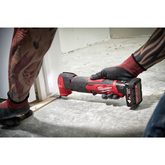 Инструмент многофункциональный аккумуляторный бесщёточный MILWAUKEE M12 FMT-422X (ЗУ+2ак.+HDкейс)