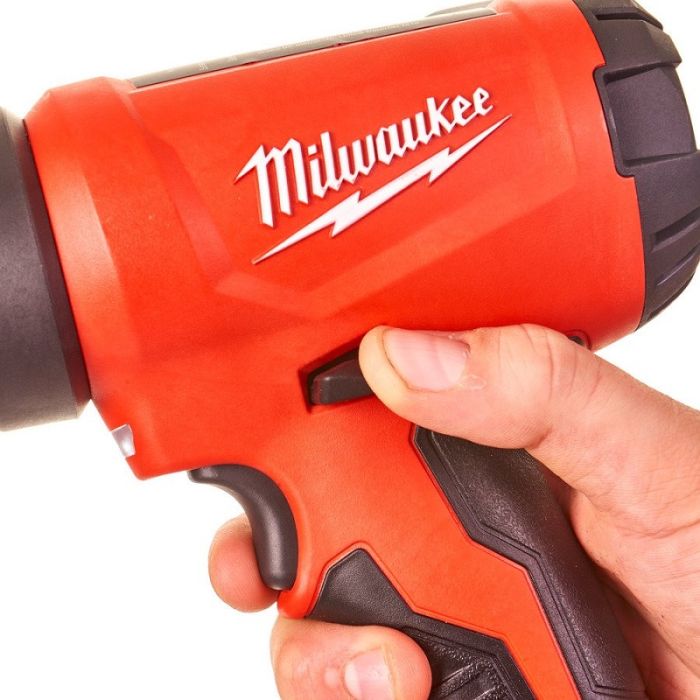Пистолет горячего воздуха - фен аккумуляторный MILWAUKEE M18 BHG-0 (каркас)