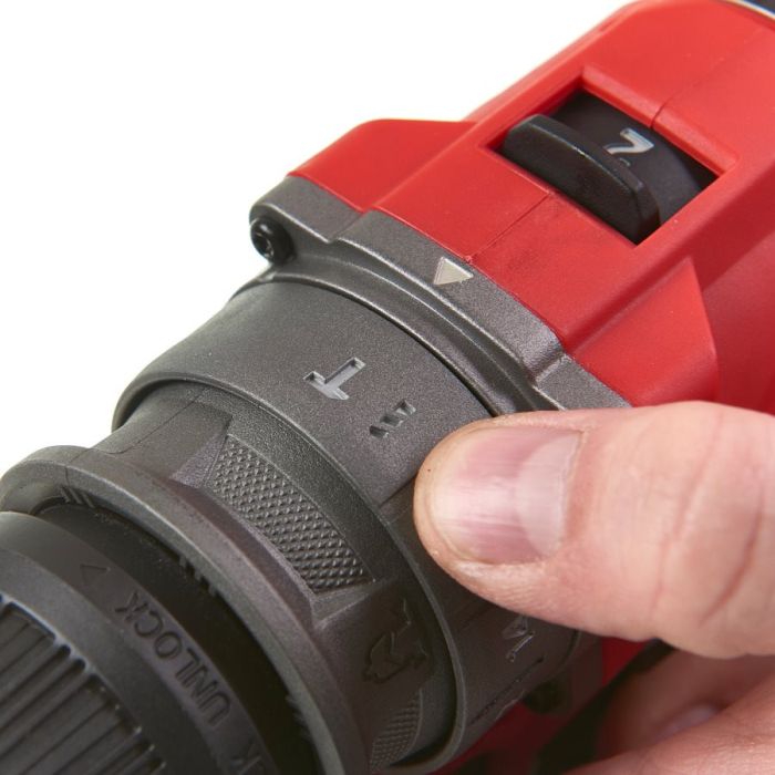 Дрель-шуруповёрт аккумуляторная бесщёточная ударная MILWAUKEE M12 FPDXKIT-202X(37Нм)(2нас+2Х2Ач+кейс