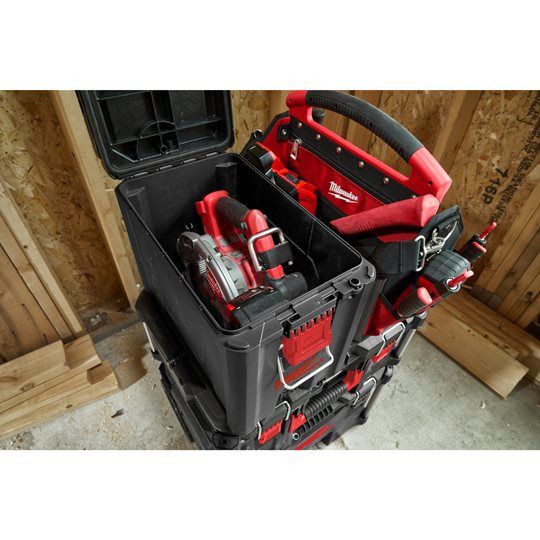 Кейс для инструмента компактный PACKOUT MILWAUKEE (249x330х411мм)