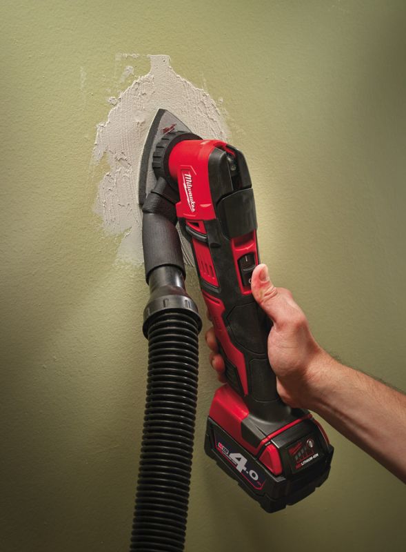 Инструмент многофункциональный аккумуляторный MILWAUKEE M18 BMT-0 (каркас)