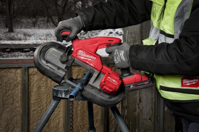Пила ленточная аккумуляторная бесщёточная MILWAUKEE M18 FBS85-0C (каркас+кейс)