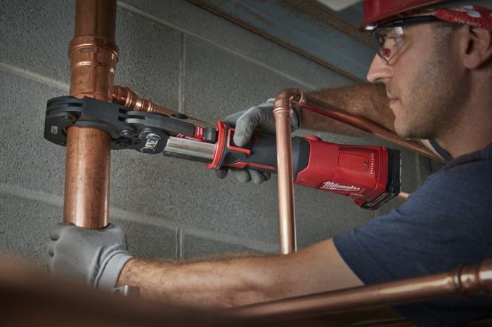 Обжимник гидравлический аккумуляторный для труб MILWAUKEE M18 ONEBLHPT-302C Geberit Mapress(ЗУ+3Х2А)