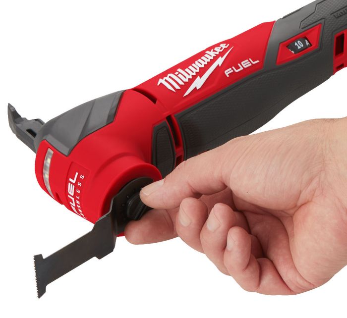 Инструмент многофункциональный аккумуляторный бесщёточный MILWAUKEE M18 FMT-0X (каркас, HDкейс)