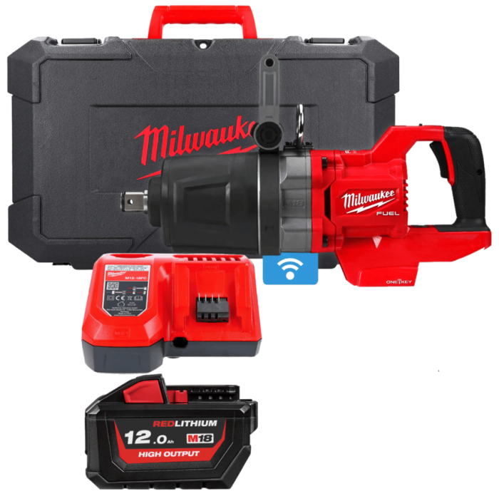 Гайковерт аккумуляторный бесщеточный MILWAUKEE 1'' (2711Нм) M18 ONEFHIWF1DS-121C, с кольцом(ЗУ+1ак.)