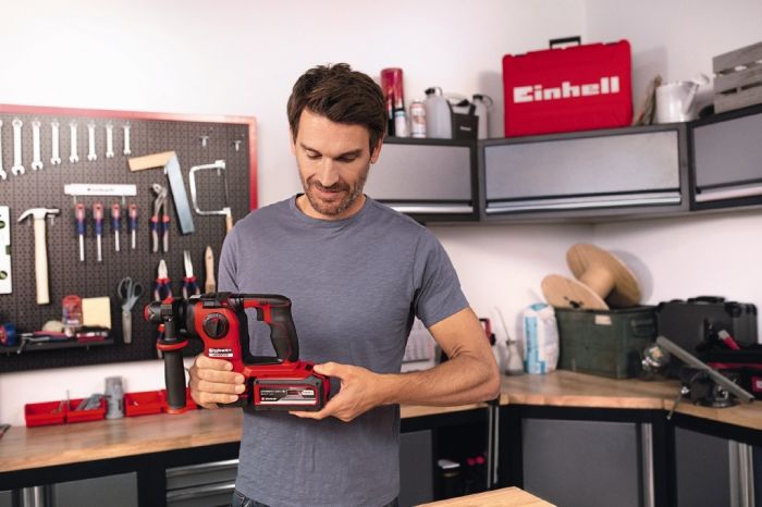 Акумулятор Einhell 18В, 4-6 Ah 4.0 - 6.0 Аг, PXC-PLUS, перемикач ємності