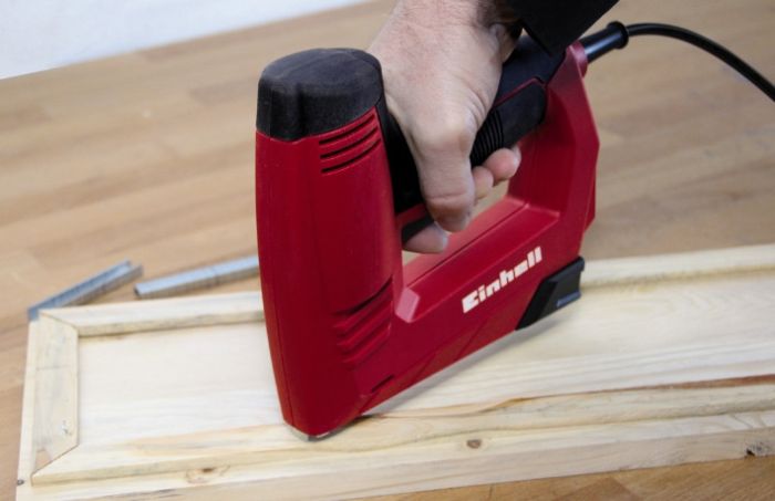 Степлер электрический Einhell TC-EN 20 E (4257890)