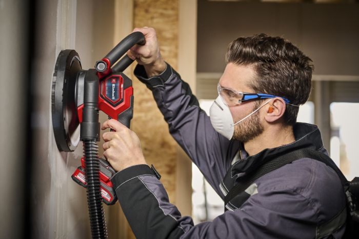 Шліфмашина для стін акумуляторна Einhell TP-DWS 18/225 Li, PXC, 18В (без АКБ та ЗП), (4259995) X-Change , 18В, безщітковий, 600-1200 об/хв, 225 мм, довжина 42 см, пластиковий кейс, 6 шліфпаперу і 1 шліфсітка