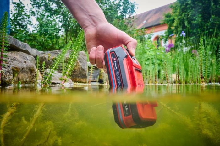 Акумулятор 3.0 Аг, герметичний, захист від води і пилу, макс. 900 Вт, тонкий корпус