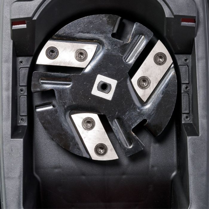 Подрібнювач садовий акумуляторний X-Change (без акум.), 36В, діам. гілок до 25 мм, ножі, шум 100 дБ, бак 55 літрів, 3000 об/хв, рекомендовано акумулятори 5.2 Аг і більше