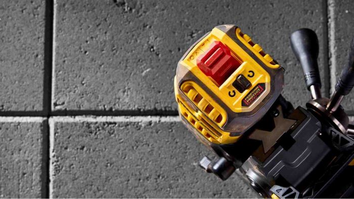 Верстат свердлильний акумуляторний безщітковий магнітний DeWALT DCD1623N