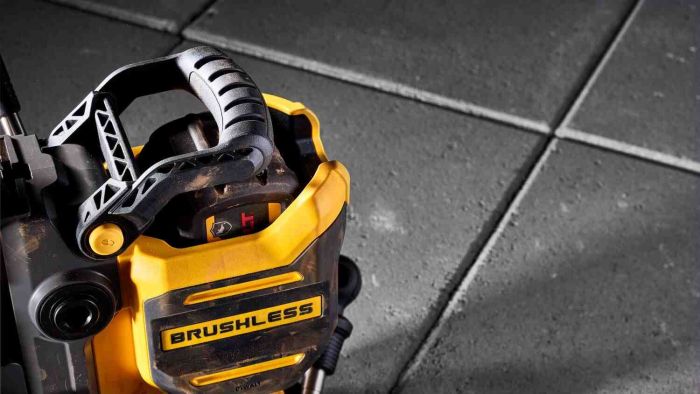 Верстат свердлильний акумуляторний безщітковий магнітний DeWALT DCD1623N