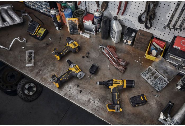 Заклепочник акумуляторний безщітковий DeWALT DCF414NT