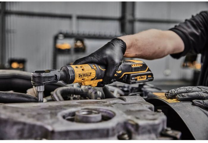 Гайкокрут кутовий - ключ-храповик акумуляторний безщітковий DeWALT DCF512N