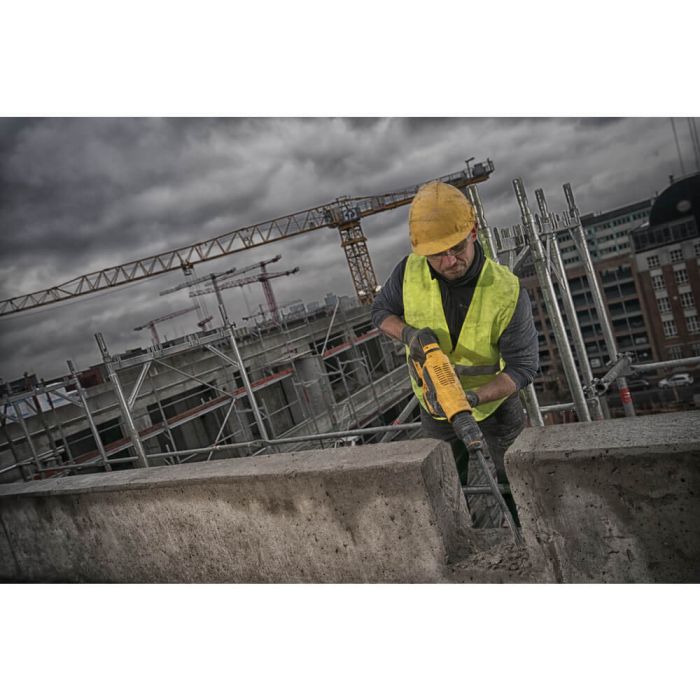 Перфоратор акумуляторний безщітковий SDS MAX DeWALT DCH481N