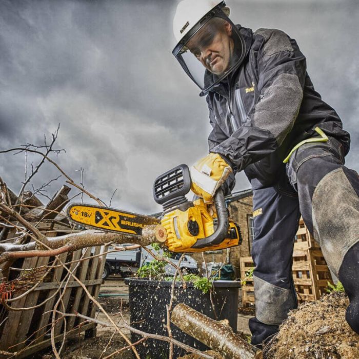 Пила ланцюгова акумуляторна безщіткова DeWALT DCM565P1