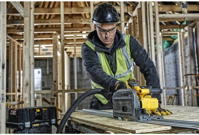 Пила дискова занурювальна акумуляторна безщіткова DeWALT DCS520T2R