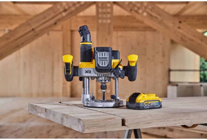 Фрезер акумуляторний безщітковий DeWALT DCW620H2