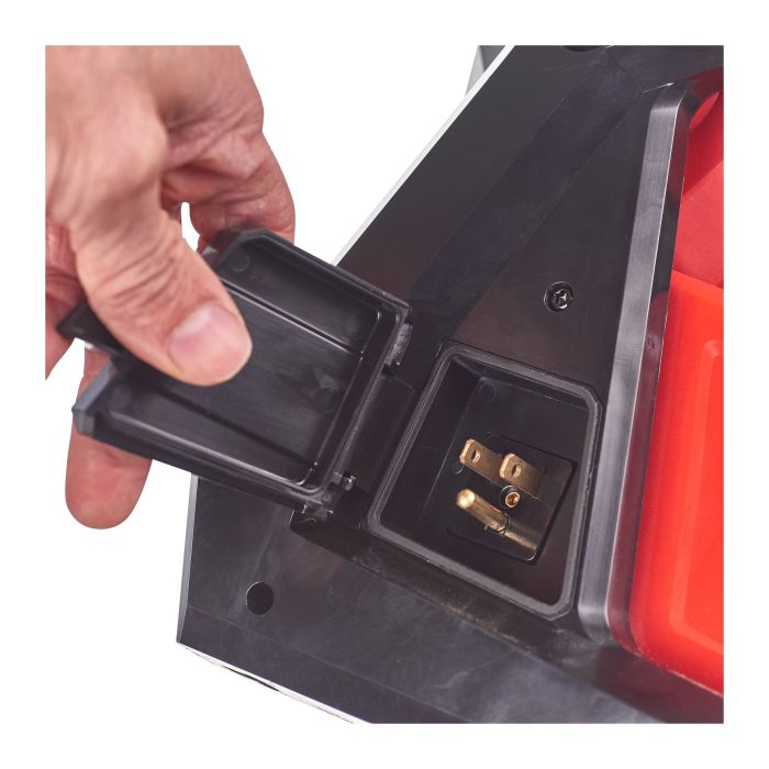 Фонарь светодиодный аккумуляторный MILWAUKEE M18 HOAL-0