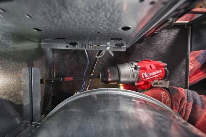 Дрель-шуруповерт аккумуляторная бесщёточная ударная MILWAUKEE M12 FPD2-202X (37Нм) (ЗУ+2Х2Ач+HDкейс)