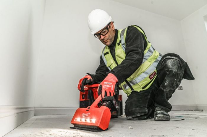 Насадка аккумуляторная на пылесос для напольного покрытия MILWAUKEE M12 AUN-0