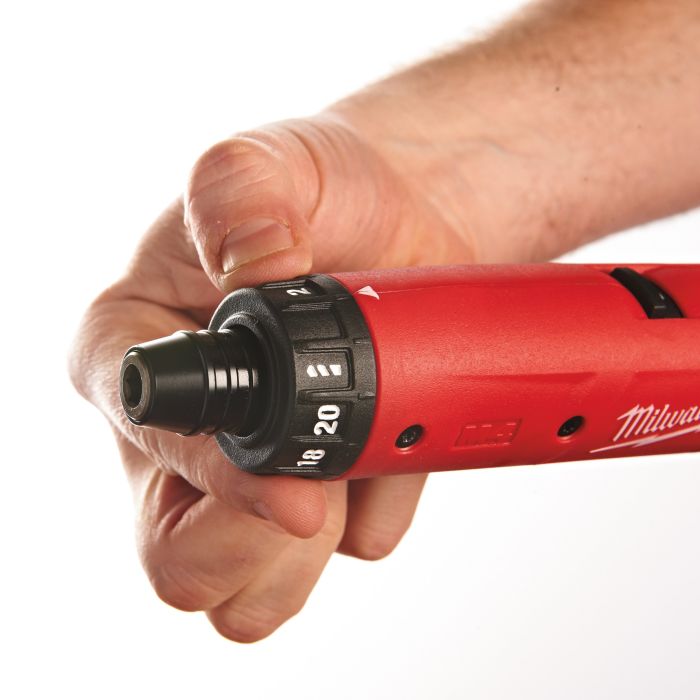 Аккумуляторная отвертка MILWAUKEE M4 D-202B крут. мом. 5 Нм
