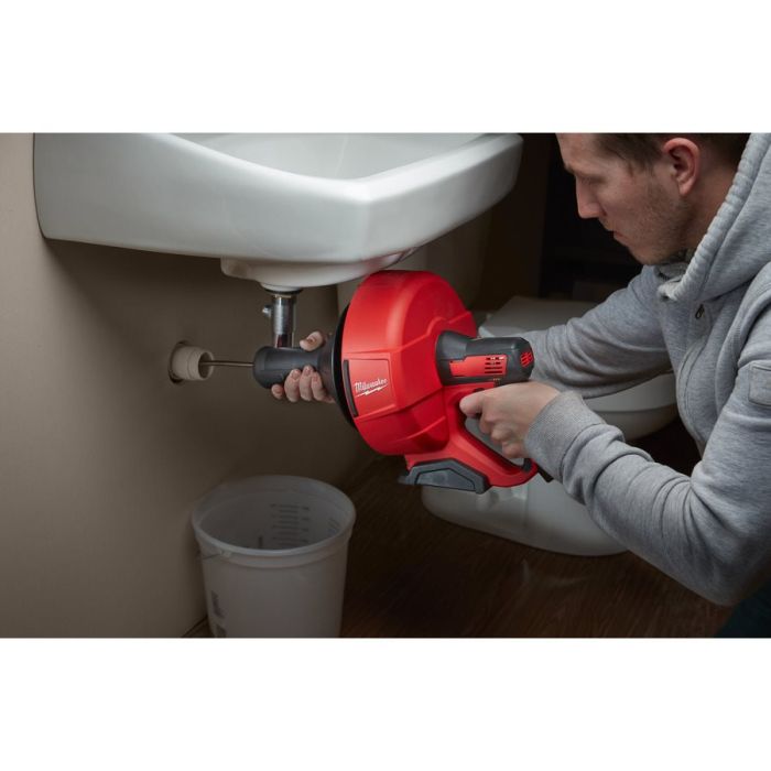 Машина прочистная аккумуляторная MILWAUKEE M12 BDC6-0C трос 6м (каркас+ведро)