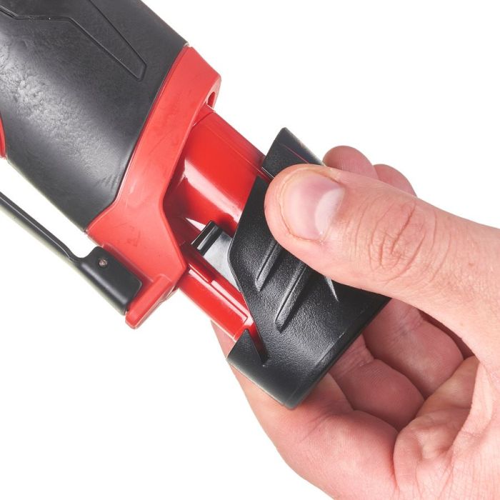 Трещётка аккумуляторная бесщёточная удлинённая MILWAUKEE 3/8" (75 Нм) M12 FIR38LR-0 (каркас)