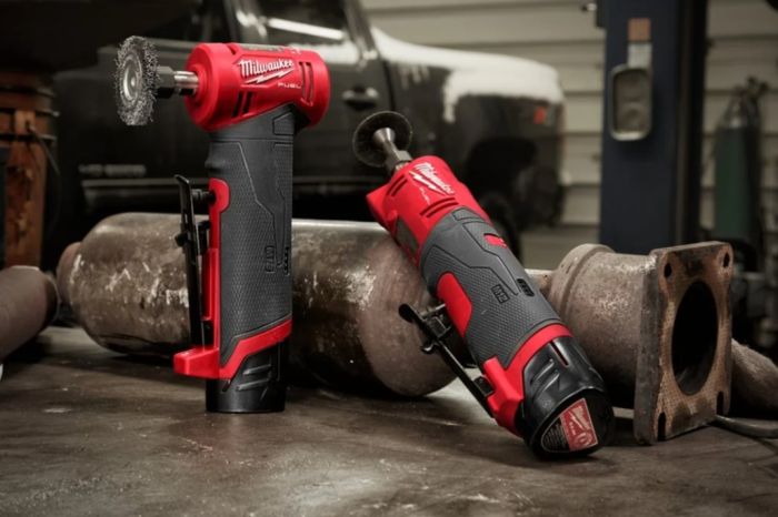 Машина прямошлифовальная аккумуляторная бесщёточная MILWAUKEE M12 FDGS-0 (каркас)