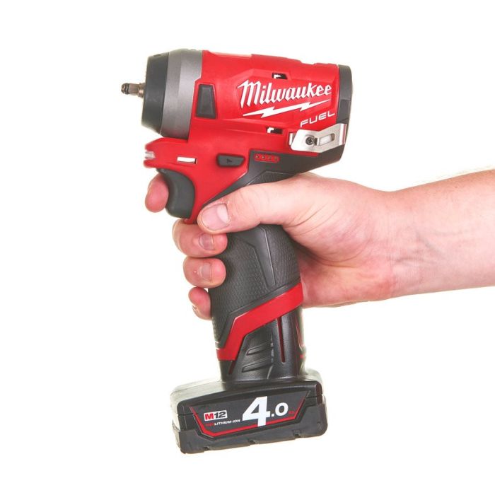 Гайковерт аккумуляторный бесщеточный MILWAUKEE 1/4" (136 Нм) M12 FIW14-0, с кольцом (каркас)