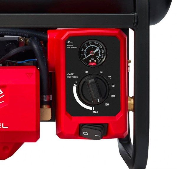 Компрессор аккумуляторный бесщеточный MILWAUKEE M18 FAC-0 (ресивер 9,5л, 9,3 БАР)