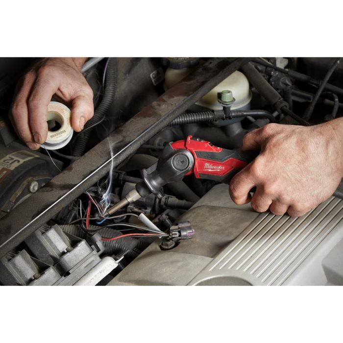 Паяльник аккумуляторный MILWAUKEE M12 SI-201C (ЗУ+1акк.Х2Ач+кейс)