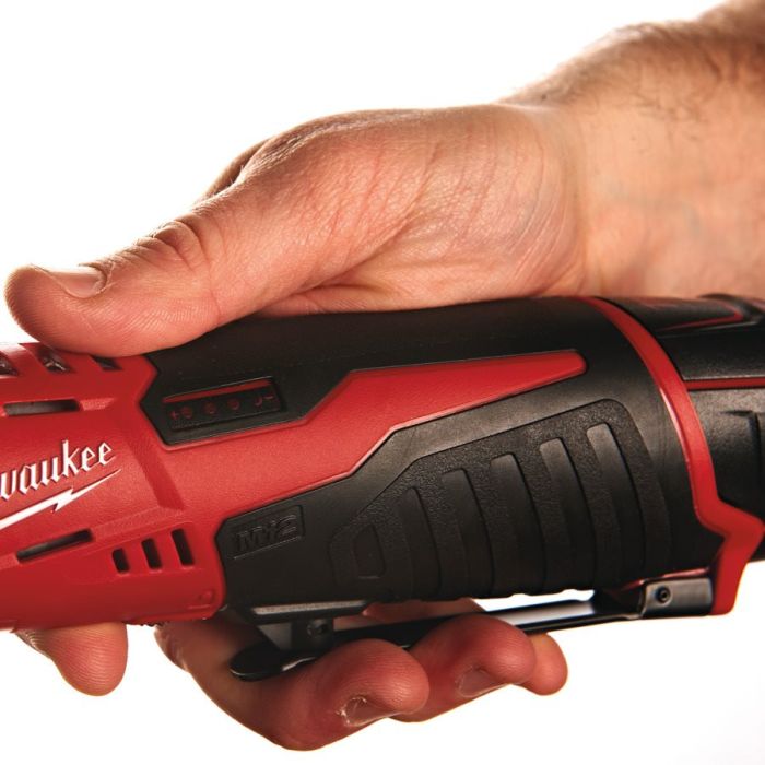 Трещётка аккумуляторная бесщёточная MILWAUKEE 1/4" (40 Нм) M12 IR-201B (ЗУ+1акк.Х2Ач+сумка)