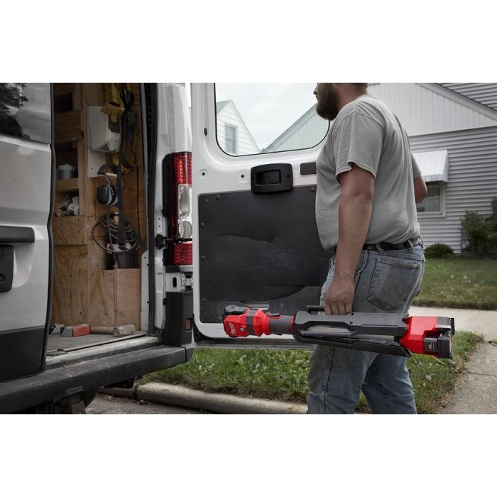 Фонарь светодиодный аккумуляторный- мачта освещения MILWAUKEE M12 SAL-0 (каркас)