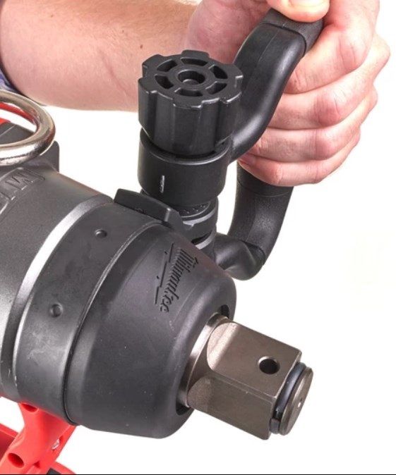 Гайковерт аккумуляторный бесщеточный MILWAUKEE 1'' (2400Нм) M18 ONEFHIWF1-0X, с кольцом (каркас)