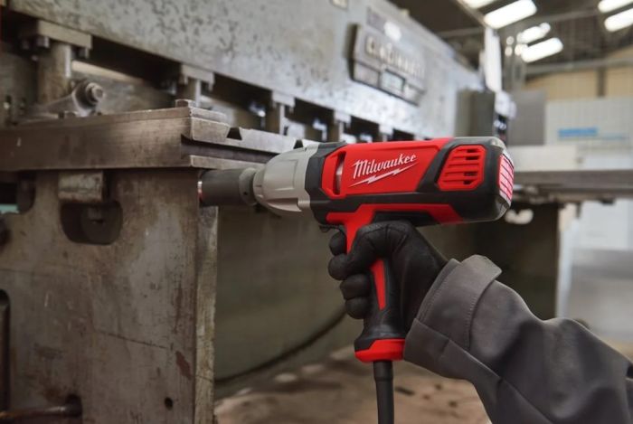 Гайковерт ударный 3/4" MILWAUKEE IPWE 520 R крут. мом. 520 Нм, 4933451525