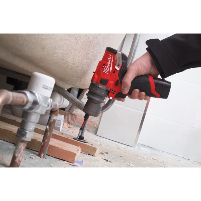 Дрель-шуруповёрт аккумуляторная бесщёточная ударная MILWAUKEE M12 FPDXKIT-202X(37Нм)(2нас+2Х2Ач+кейс