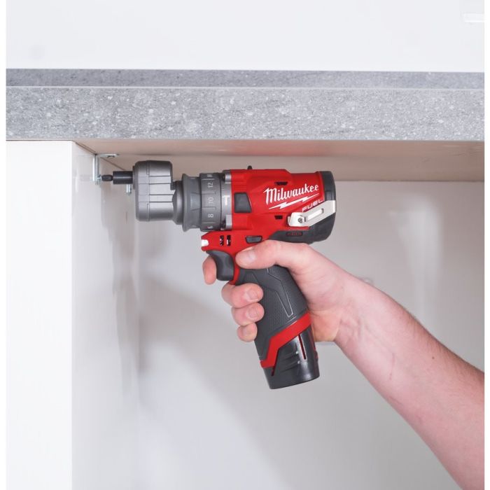 Дрель-шуруповёрт аккумуляторная бесщёточная ударная MILWAUKEE M12 FPDXKIT-202X(37Нм)(2нас+2Х2Ач+кейс