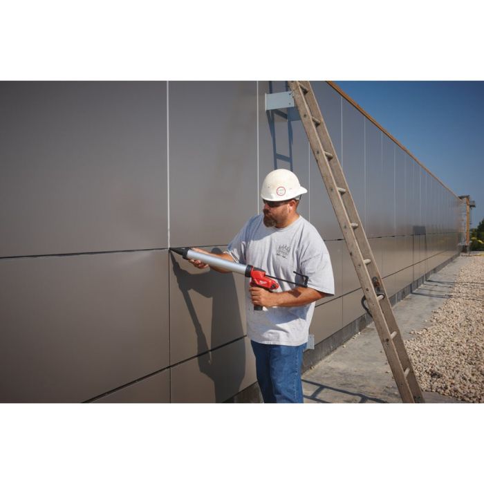 Пистолет для герметика аккумуляторный MILWAUKEE M12 PCG/400A-201B (400мл) (ЗУ+1акк.Х2Ач+сумка)