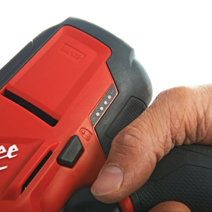 Пила сабельная аккумуляторная бесщеточная MILWAUKEE M12 CHZ-602X (ЗУ+2акк.Х6Ач+HDкейс)
