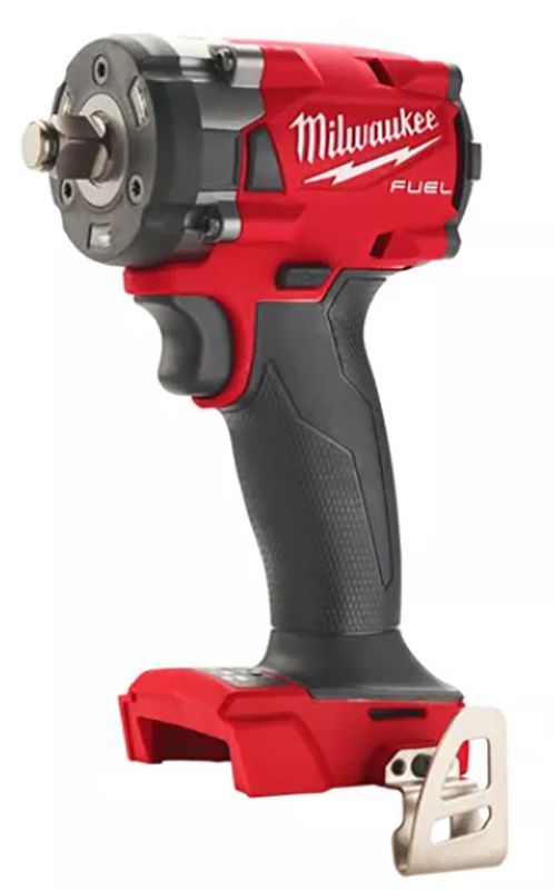 Гайковерт аккумуляторный бесщеточный MILWAUKEE 3/8" (339 Нм) M18 FIW2F38-0X, с кольцом (каркас+кейс)