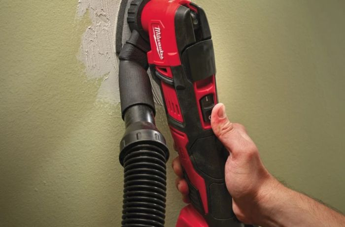 Инструмент многофункциональный аккумуляторный MILWAUKEE M18 BMT-421C (ЗУ+2акк.+кейс)