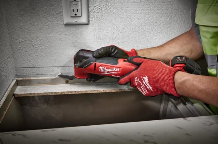 Инструмент многофункциональный аккумуляторный бесщёточный MILWAUKEE M18 FMT-502X (ЗУ+2ак.Х5А+HDкейс)