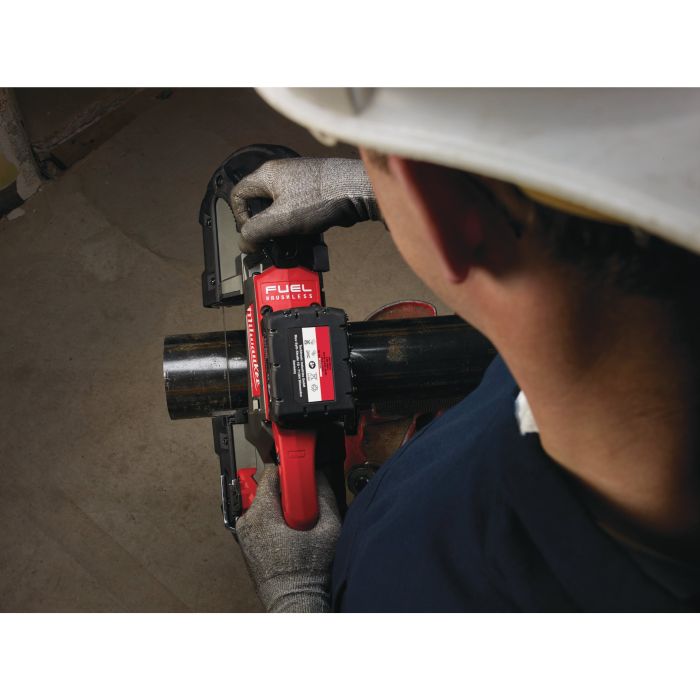 Пила ленточная аккумуляторная бесщёточная MILWAUKEE M18 CBS125-502C (ЗУ+2акк.Х5Ач+кейс)