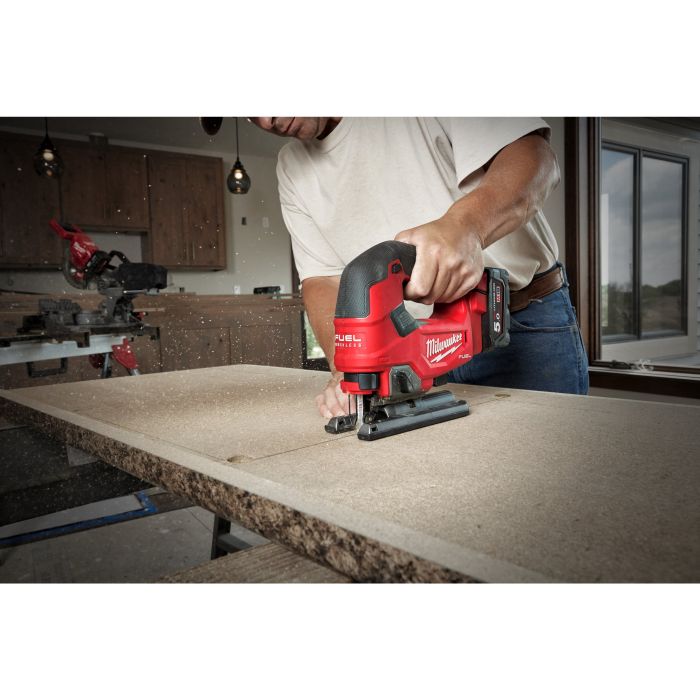 Пила лобзиковая аккумуляторная бесщёточная MILWAUKEE M18 FJS-502X (ЗУ+2акк.Х5Ач+HDкейс)